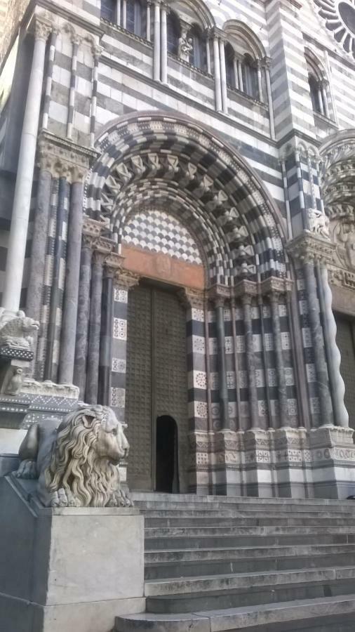 La Casa Accanto Al Duomo ジェノヴァ エクステリア 写真